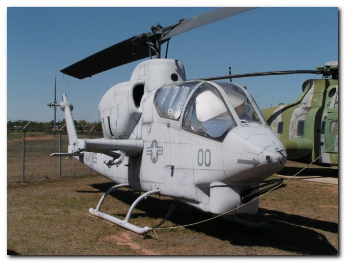 Bell AH-1J Cobra / 159216